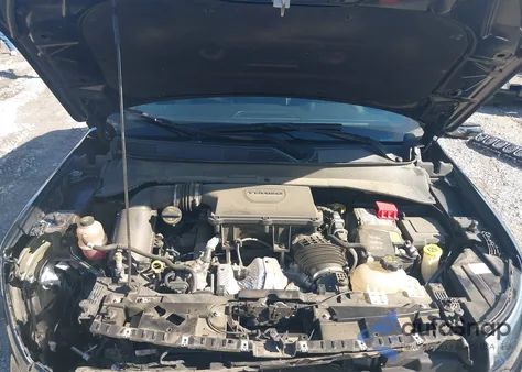 2024 Jeep Compass Latitude 4X4 z USA, uszkodzony, nr VIN 3C4NJDBN6RT595374